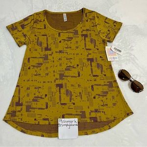 LuLaRoe Classic T - S